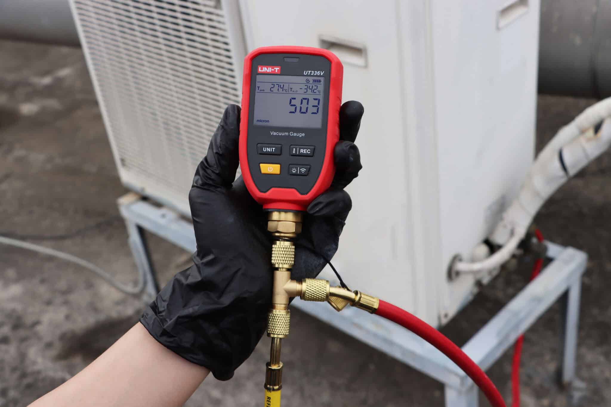 Uni-T UT336V Wireless Vacuum Gauge - Image 8